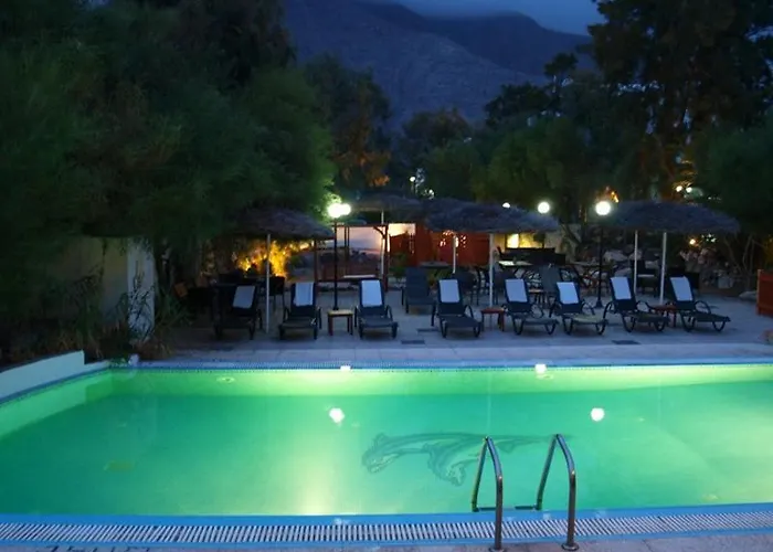 Drossos Perissa (Santorini)