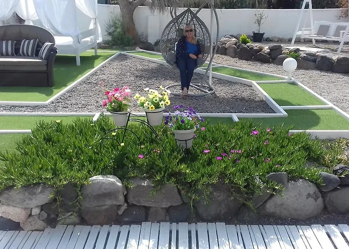 Hotel Drossos Perissa (Santorini)