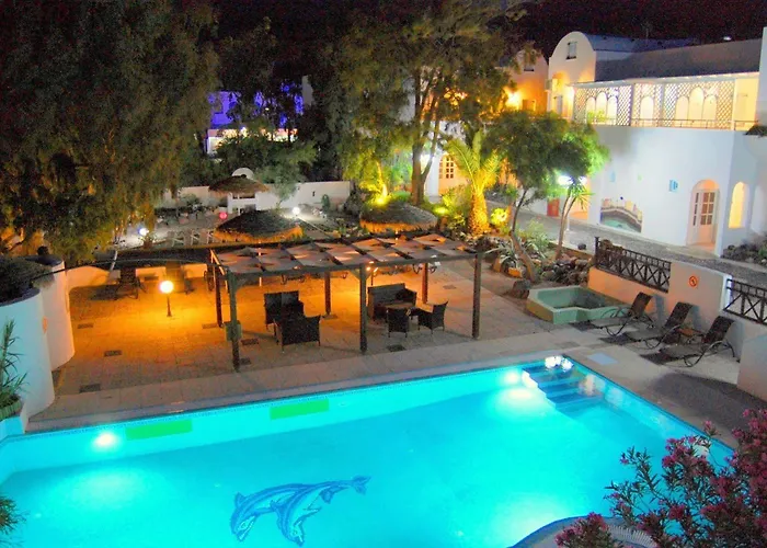 Drossos Hotel Perissa (Santorini)