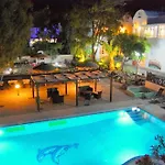 Drossos Hotel Perissa (Santorini)