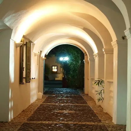 Drossos Perissa (Santorini)