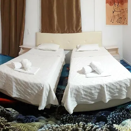 Drossos 4* Perissa (Santorini)