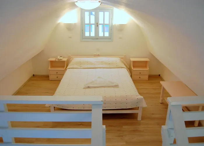 Hotell Drossos Perissa (Santorini)